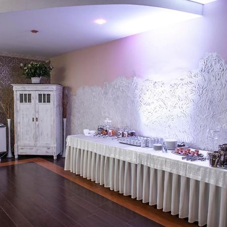 First Hotel トチェフ エクステリア 写真