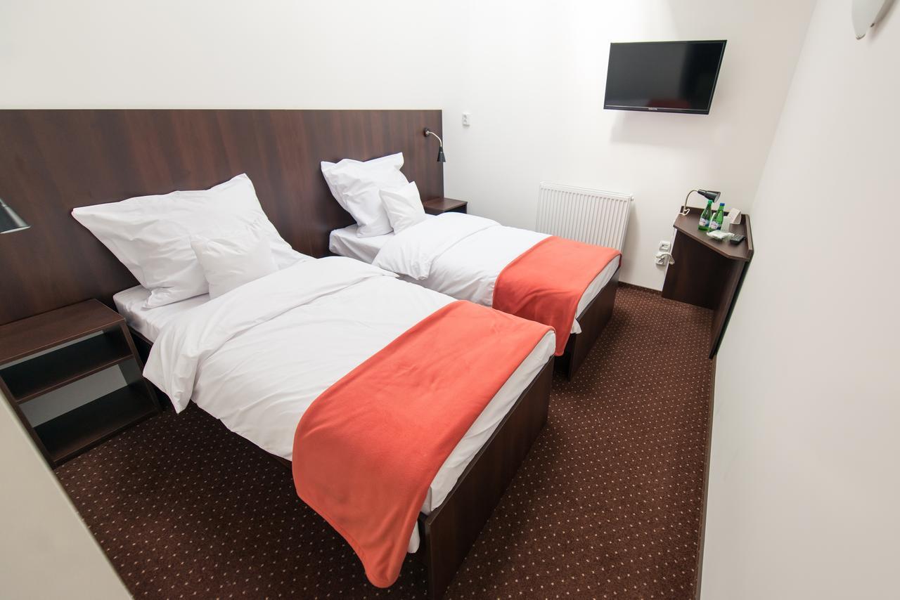 First Hotel トチェフ エクステリア 写真