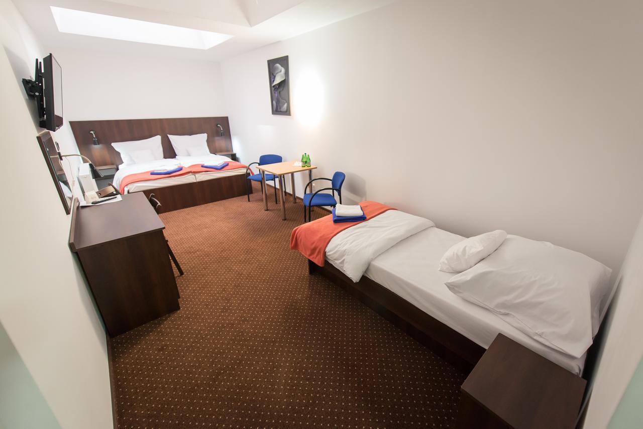 First Hotel トチェフ エクステリア 写真